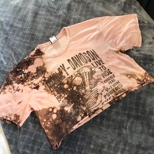 Vintage Harley Davidson shirt.